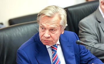 Алексей Пушков