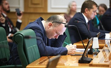 Расширенное заседание Комитета СФ по конституционному законодательству и государственному строительству (в рамках Дней Волгоградской области в Совете Федерации)