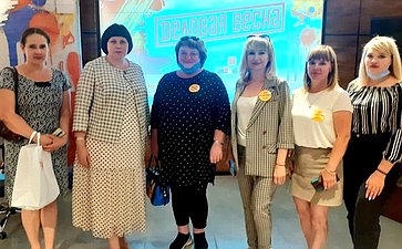 Елена Афанасьева провела в Оренбурге пленарное заседание женского бизнес-форума «Деловая весна»