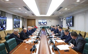 Круглый стол Комитета Совета Федерации по экономической политике «О мерах по увеличению протяженности приведенных в нормативное состояние мостов и путепроводов»