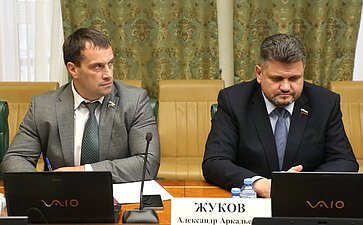 Эдуард Исаков и Александр Жуков