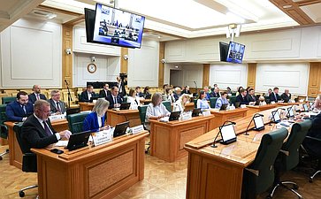 Расширенное заседание Комитета СФ по социальной политике с участием Министра спорта РФ по вопросу «О ходе подготовки «правительственного часа» по вопросу «О реализации госполитики в сфере физкультуры и спорта для достижения нац. целей развития РФ»