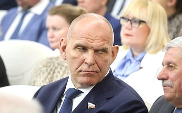 Делегация Совета Федерации во главе с заместителем Председателя СФ Юрием Воробьевым приняла участие в 68-й сессии Парламентского Собрания Союза Беларуси и России