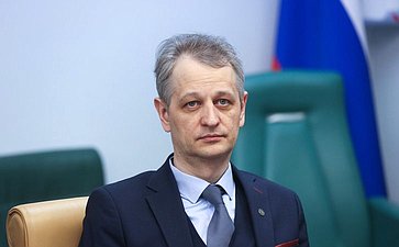 Круглый стол Комитета СФ по экономической политике на тему «Законодательное обеспечение создания и эксплуатации атомных станций малой мощности»