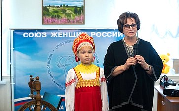 Екатерина Лахова открыла выставку «Моя малая родина», посвященную Дню народного единства