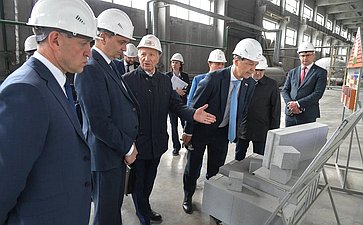 Сенаторы РФ посетили ООО «Комбинат пористых материалов»