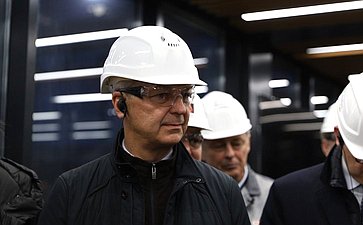 Андрей Яцкин посетил промышленное предприятие в Волжском Волгоградской области