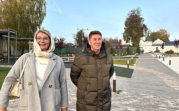 Сенаторы осмотрели площадки, отведенные под реализацию проектов комплексного развития территории и Церковь Иоанна Предтечи в Толчкове