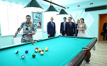 Владимир Якушев в ходе рабочей поездки в Республику Коми встретился с коллективом Республиканского Тентюковского дома-интерната для престарелых и инвалидов