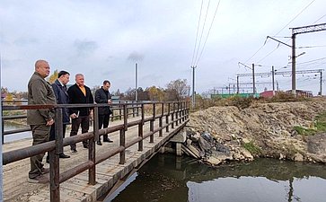 Во время региональной недели Александр Ролик побывал на местах проведения работ в Приморье