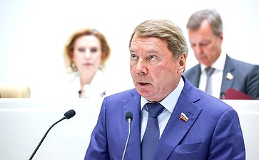 Владимир Кожин