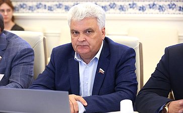 Петр Тултаев
