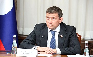Николай Журавлев