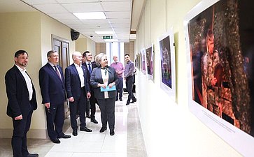 В Совете Федерации открылась фотовыставка «Позывной Свет»