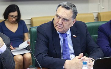 Сергей Иванов