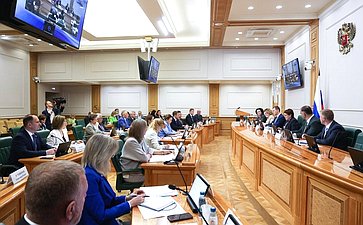Расширенное заседание Комитета СФ по социальной политике с участием Министра спорта РФ по вопросу «О ходе подготовки «правительственного часа» по вопросу «О реализации госполитики в сфере физкультуры и спорта для достижения нац. целей развития РФ»