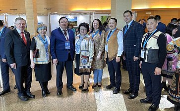 Александр Акимов принял участие во II Форуме коренных малочисленных народов Севера, Сибири и Дальнего Востока РФ