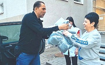 В самый канун светлого праздника Пасхи мы доставили от сахалинцев и курильчан подарки в пункты временного размещения Белгородской области