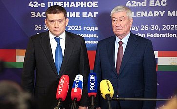 Пресс-подход Николая Журавлева и Юрия Чиханчина