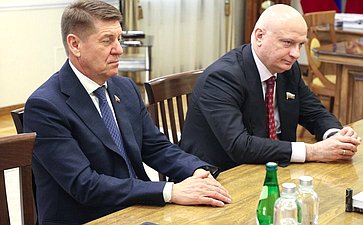 Сенаторы провели выездное совещание в Барнауле