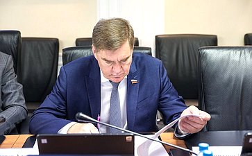 Александр Савин