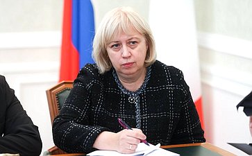 Юрий Воробьев провел совещание по вопросу развития кадетского образования