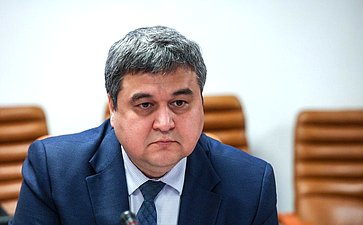 Круглый стол Комитета Совета Федерации по бюджету и финансовым рынкам на тему «Инвестиционный налоговый вычет как инструмент стимулирования инвестиционной активности в субъектах Российской Федерации»