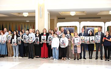В Совете Федерации в преддверии Дня памяти и скорби состоялось торжественное открытие выставки «Память поколений»
