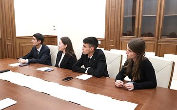 Встреча с победителями Республиканского проекта «Атмосфера — 2025»