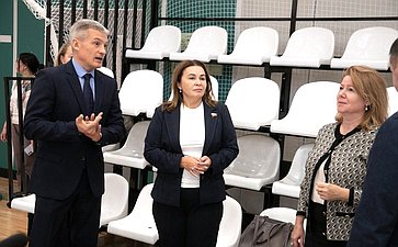 Сенаторы посетили Центр физкультурной и спортивной работы «Олимпия» Тюменского муниципального района
