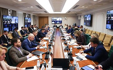 Круглый стол на тему «Пути решения ключевых стратегических задач по производству высоколокализованной конкурентоспособной продукции автомобильной отрасли»