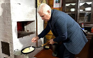 Сергей Мартынов посетил резиденцию марийского Деда Мороза