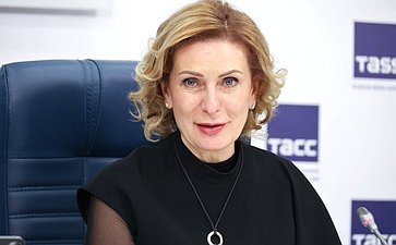Инна Святенко