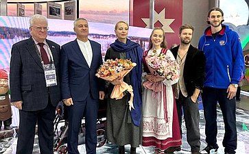 Владимир Чижов принял участие в открытии Дня Республики Карелия на Международной выставке-форуме «Россия» на ВДНХ