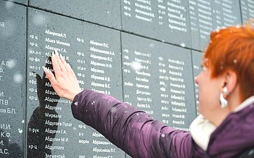 Татьяна Сахарова и Елена Дягилева в рамках региональной недели приняли участие в мероприятиях, приуроченных к 80-й годовщине Великой Победы