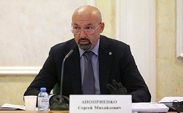 Сергей Аноприенко