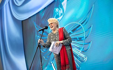 XXVIII Петербургский международный экономический форум (ПМЭФ’25). Показ международного конкурса адаптивной моды «На крыльях»