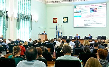 Лилия Гумерова провела в Уфе встречу с президентом национального исследовательского центра «Курчатовский институт» Михаилом Ковальчуком, а также с учеными и исследователями Евразийского научно-образовательного центра (НОЦ) мирового уровня