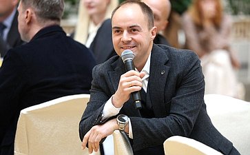 XXVIII Петербургский международный экономический форум (ПМЭФ’25). Открытый диалог «Инвестиции в будущее: инновации как фундамент российской экономики» (Фото банк ПСБ)