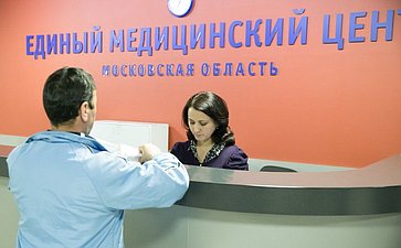 В. Матвиенко визит в миграционный центр