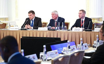 Заместитель Председателя Совета Федерации Николай Журавлев принял участие в IV Форуме парламентариев государств – членов Евразийской группы по противодействию легализации преступных доходов и финансированию терроризма (ЕАГ)