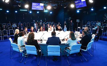 XXVIII Петербургский международный экономический форум (ПМЭФ’25). «Культурный ДНК российских брендов»