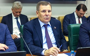Арсен Каноков