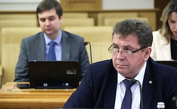 Совещание Комитета Совета Федерации по федеративному устройству, региональной политике, МСУ и делам Северана тему «Газификация и ее производные: газохимия и нефтехимия как драйвер роста экономики Дальневосточного федерального округа»
