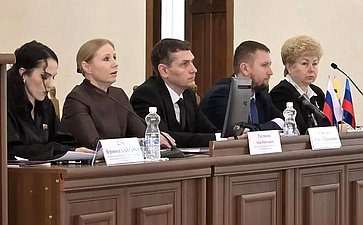 Ольга Бас в ходе поездки в регион приняла участие в выборах главы городского округа города Луганска