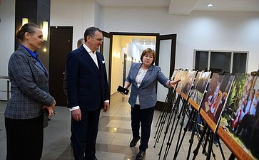 Николай Федоров посетил Национальную библиотеку Чувашской Республики