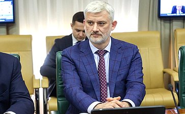 Заседание Совета по развитию транспортного комплекса в субъектах РФ при Совете Федерации