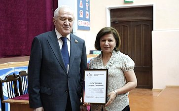 Сенаторы РФ посетили Арташатский пограничный отряд