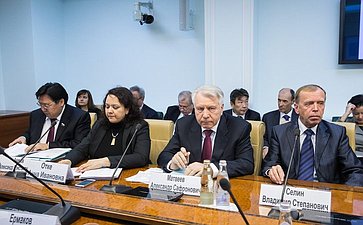 Парламентские слушания на тему «Правовое обеспечение социально-экономического развития Арктической зоны Российской Федерации» 4