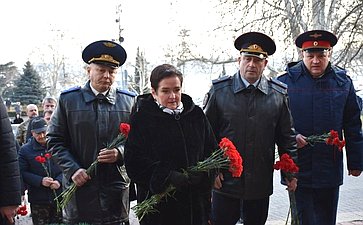 Лариса Мельник приняла участие в мероприятиях, посвящённых Дню Защитника Отечества
